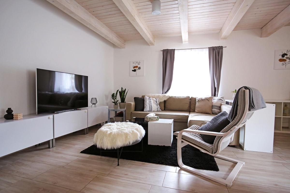 Husovka No135 Villa Libice nad Cidlinou Buitenkant foto